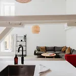 Luxe By The Marble Church W Balcony